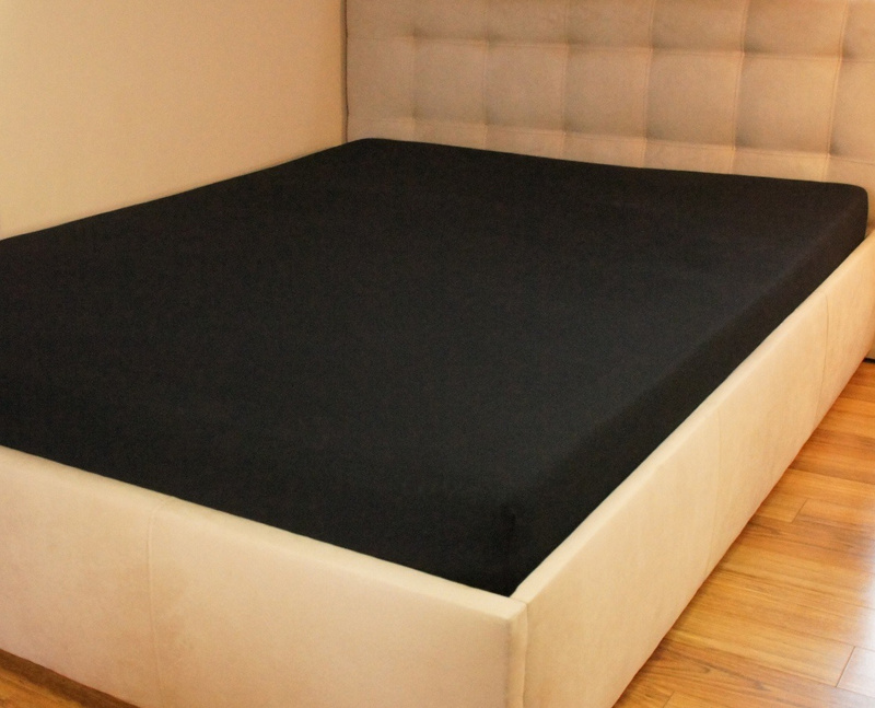 Prześcieradło jersey z gumką czarne 160x200