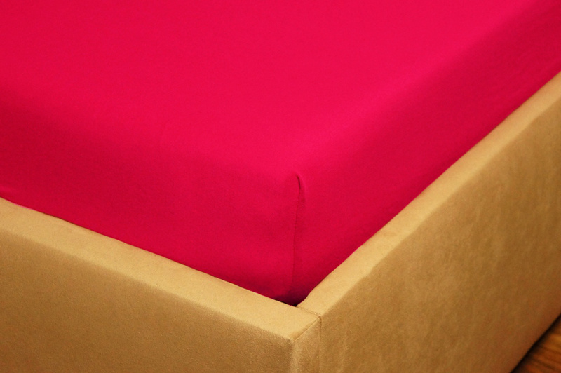 Prześcieradło jersey z gumką malinowe bordo 80x160