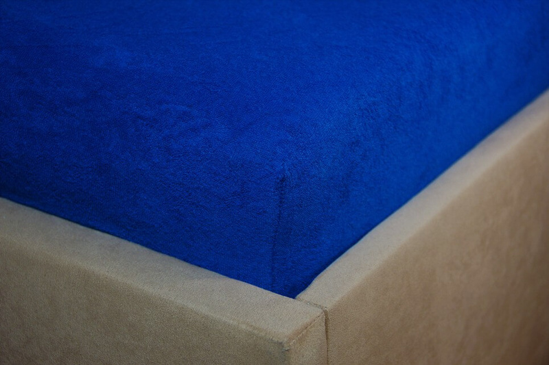 Prześcieradło frotte z gumką kobaltowe 60x120