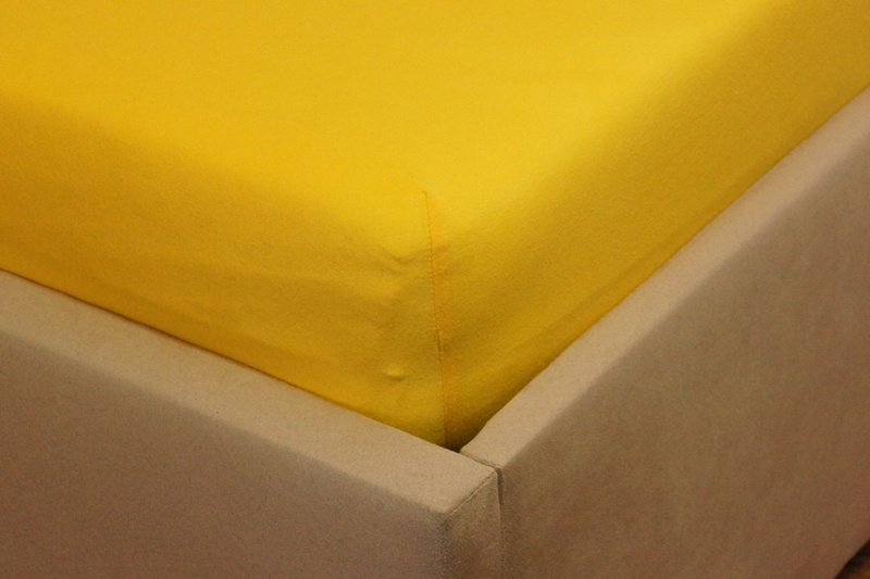 Prześcieradło jersey z gumką żółte 60x120