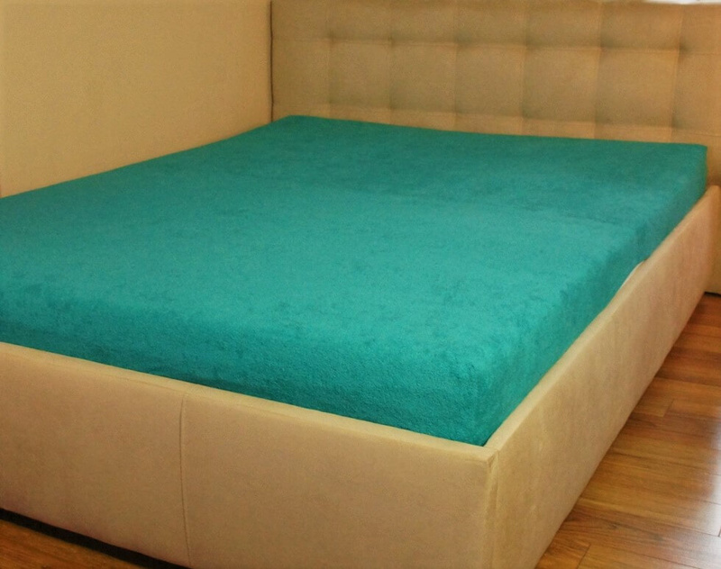 Prześcieradło frotte z gumką butelkowa zieleń 180x200