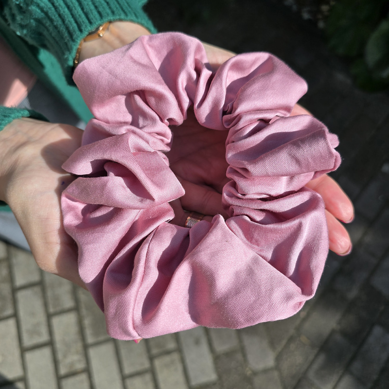 Gumka do włosów z satyny bawełnianej STANDARD Scrunchies Brudny róż