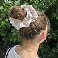 Gumka do włosów z satyny bawełnianej STANDARD Scrunchies Beżowa