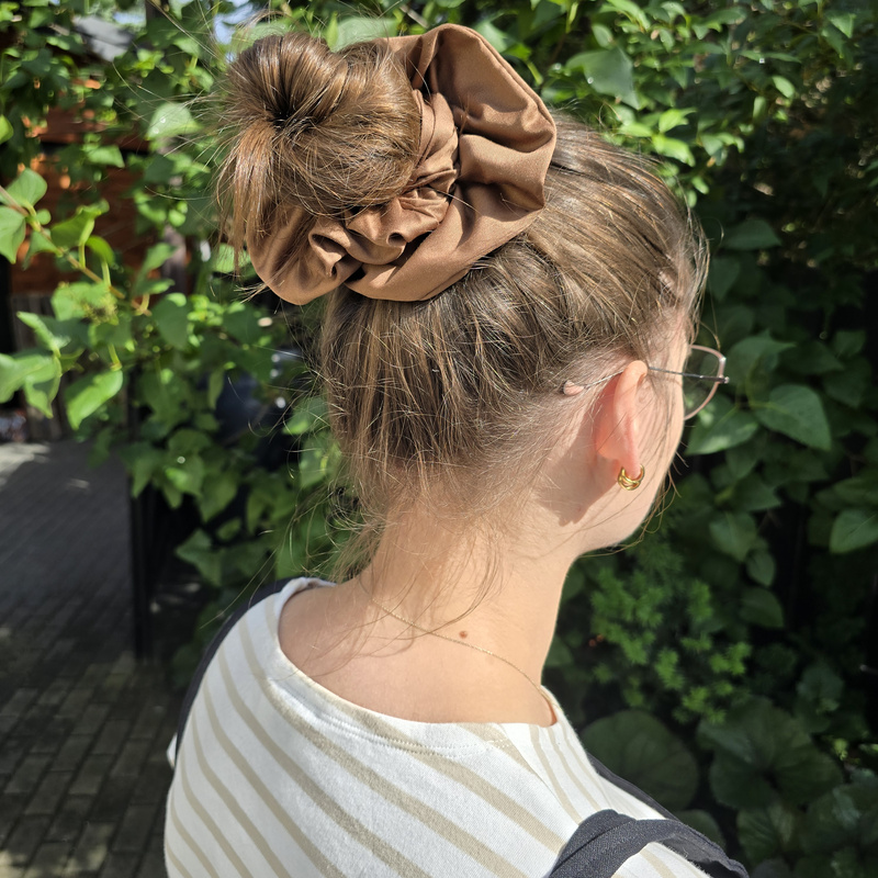 Gumka do włosów MAXI scrunchies Brązowa