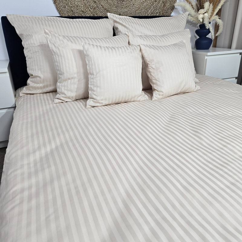 Pościel hotelowa Adamaszkowa Kremowa 140x200 na suwak