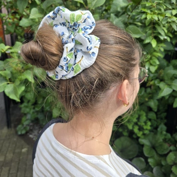 Gumka do włosów Muślinowa STANDARD Scrunchies Jagody